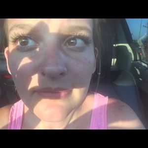 Meet your Posher, Alicia